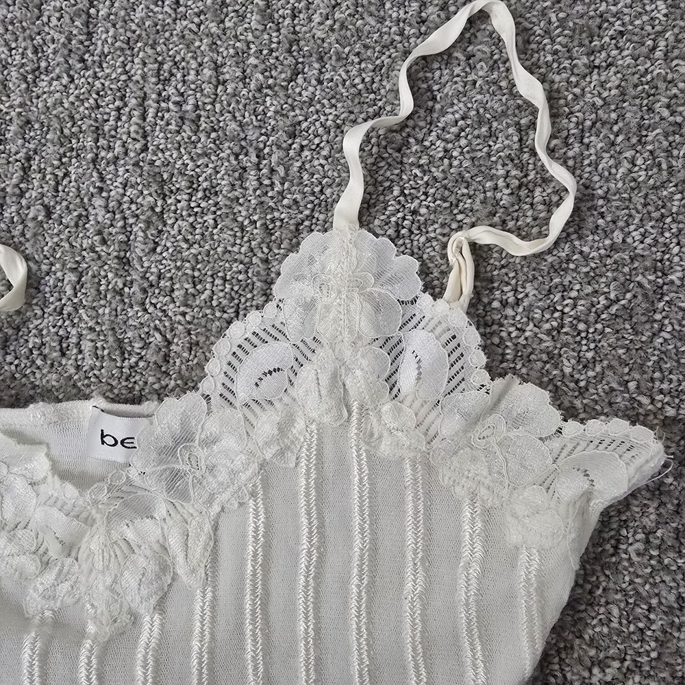 Vintage 90's Bebe White Pin Stripe Lace Trim‎ Cami V-Neck Tank Top - Picture 5 of 8